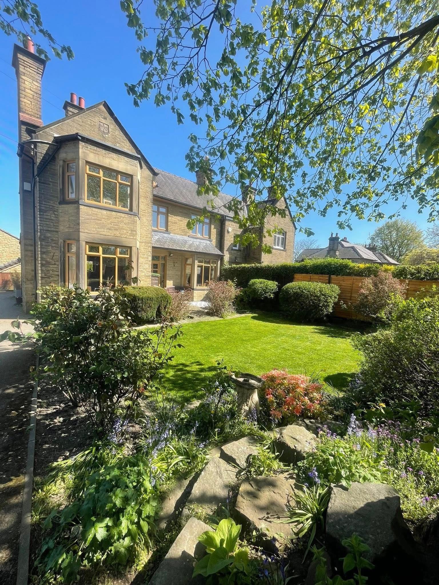 Glen Dene Dog Hotel property and garden